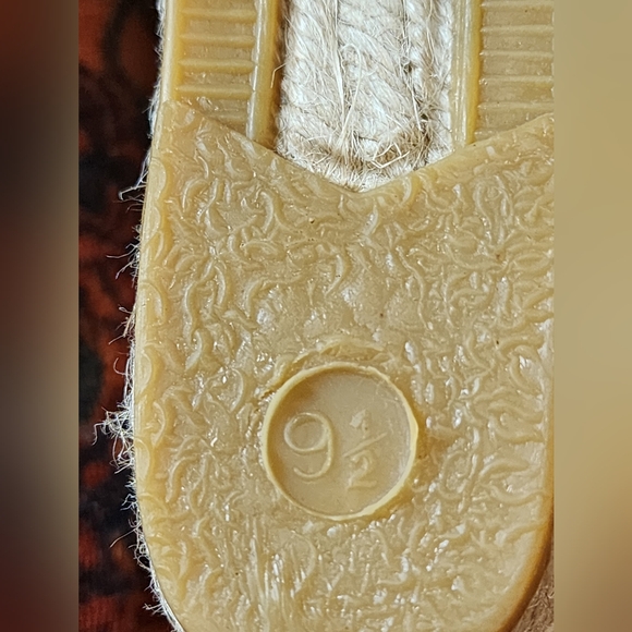 NWT.andre assous wrap up Wedge siz 9.5 - Picture 7 of 8